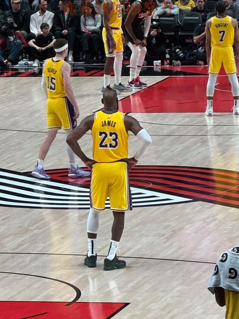 詹姆斯关键进球后胜负手终于被看清
