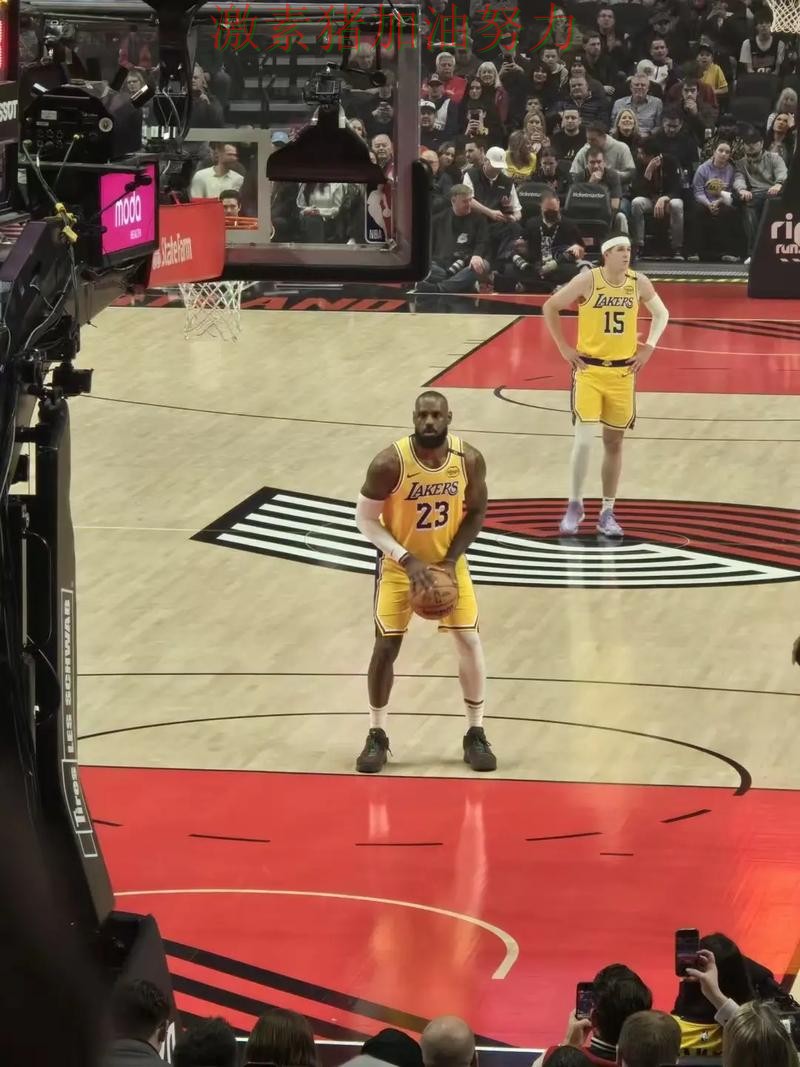 詹姆斯关键进球后胜负手终于被看清